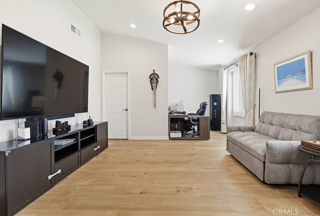 Image 22 of property listing at 24303 Rimford, Diamond Bar, CA 91765