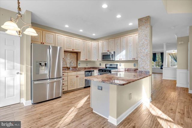 59 WEAVER DR, Marlton, NJ 08053