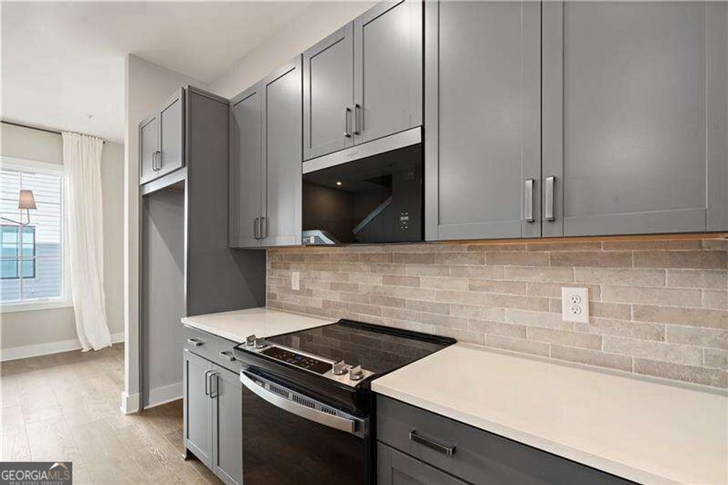 989 Bibbs Circle NW 5, Atlanta, GA 30318 — photo 4