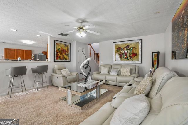 2911 Michelle Lee Drive, Dacula, GA 30019