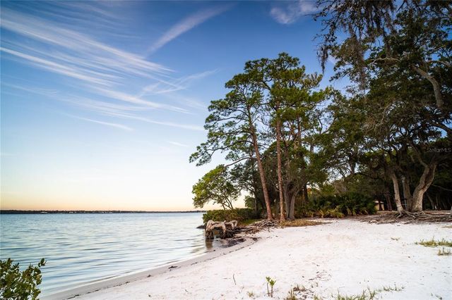 303 NATIONAL ORANGE AVENUE, Oldsmar, FL 34677