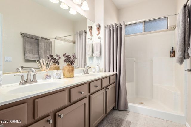 6972 S NANTUCKET Street, Chandler, AZ 85249