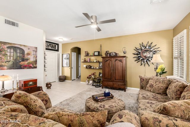 6972 S NANTUCKET Street, Chandler, AZ 85249