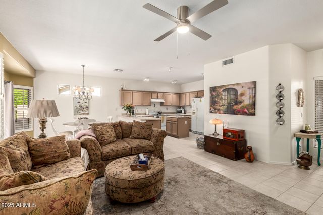 6972 S NANTUCKET Street, Chandler, AZ 85249