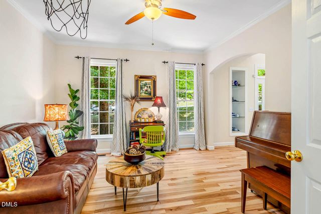 102 Buck Taylor Trail, Chapel Hill, NC 27516
