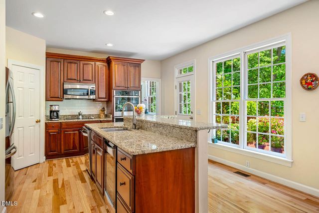 102 Buck Taylor Trail, Chapel Hill, NC 27516