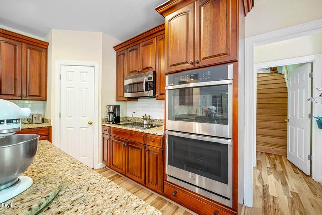 102 Buck Taylor Trail, Chapel Hill, NC 27516
