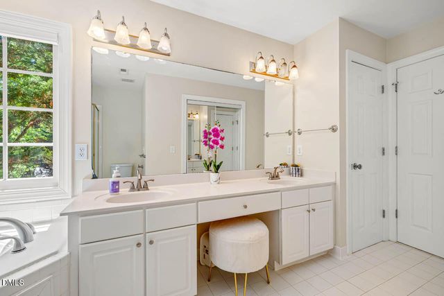 102 Buck Taylor Trail, Chapel Hill, NC 27516