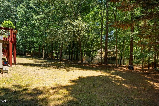 102 Buck Taylor Trail, Chapel Hill, NC 27516