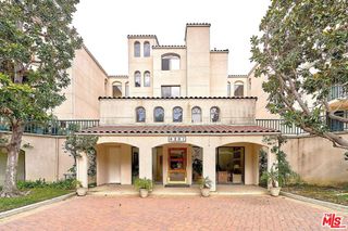 4201 Via Marisol 228, Los Angeles, CA 90042