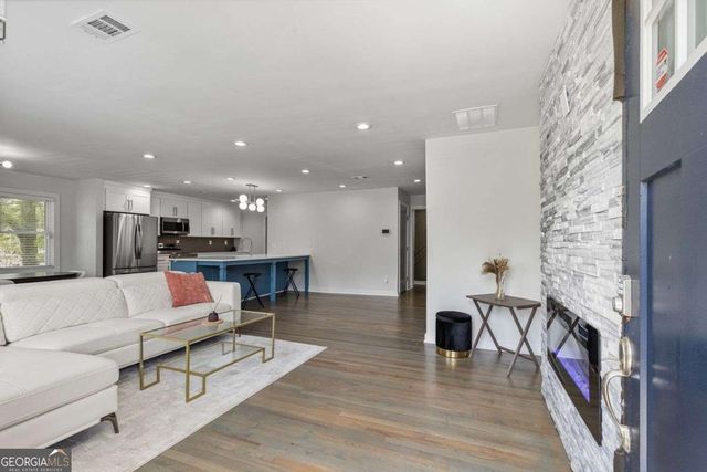 2353 Larchwood Road, Atlanta, GA 30310