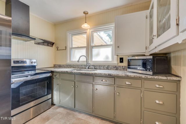 105 North 1st Avenue, Jonesborough, TN 37659