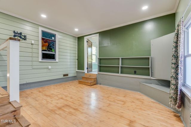 105 North 1st Avenue, Jonesborough, TN 37659