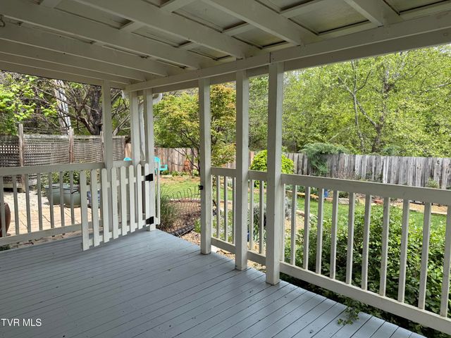 105 North 1st Avenue, Jonesborough, TN 37659