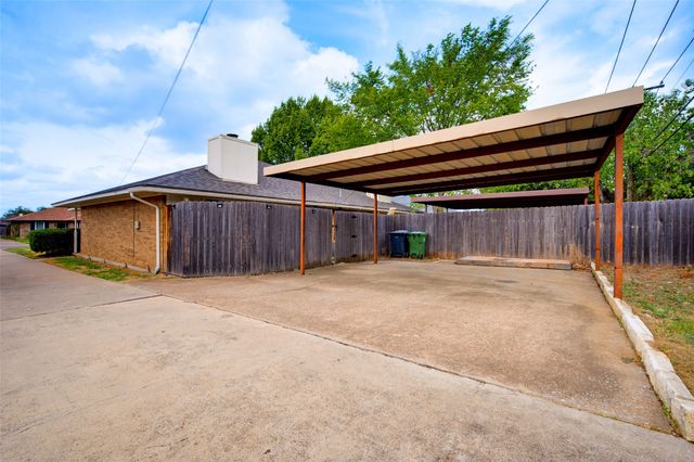 2325 Lido Lane, Arlington, TX 76015
