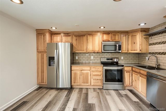 7355 E Quincy Avenue 108, Denver, CO 80237