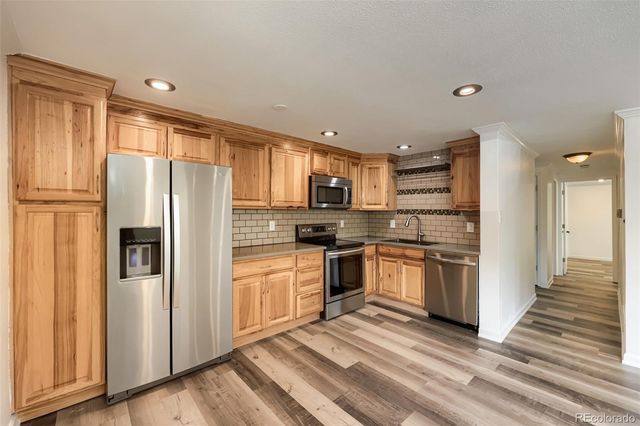 7355 E Quincy Avenue 108, Denver, CO 80237