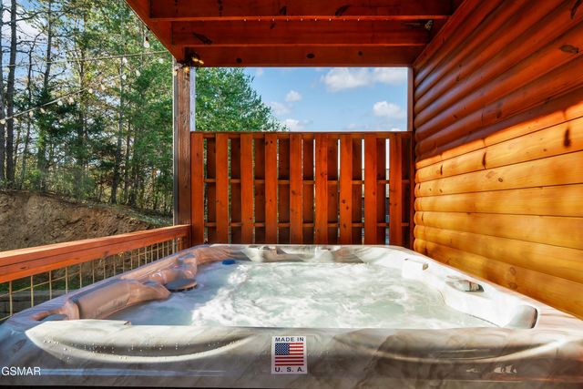 2822 Seth Road, Pigeon Forge, TN 37863