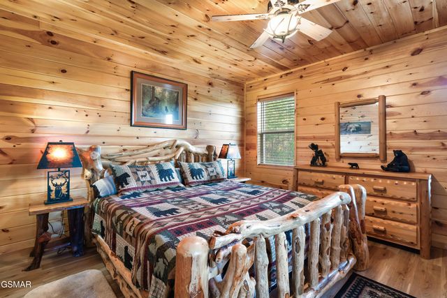 2822 Seth Road, Pigeon Forge, TN 37863