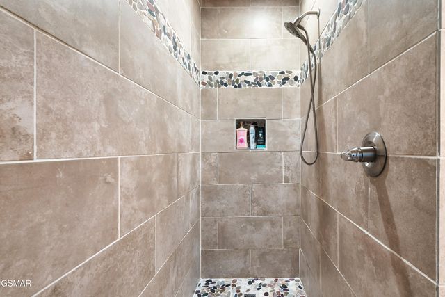 2822 Seth Road, Pigeon Forge, TN 37863