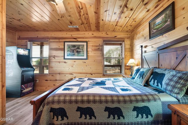 2822 Seth Road, Pigeon Forge, TN 37863