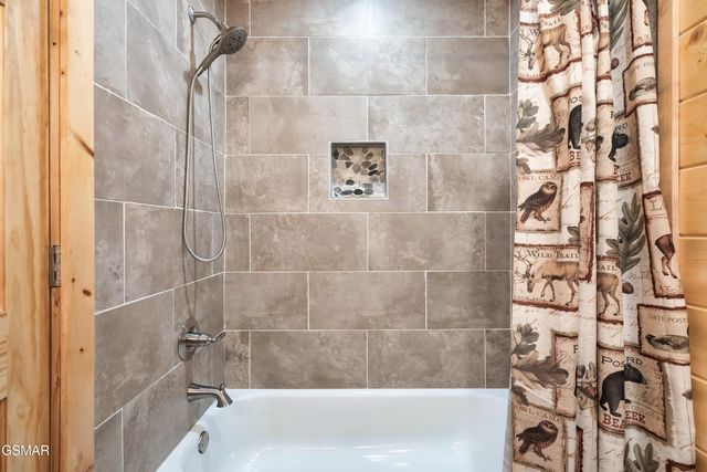 2822 Seth Road, Pigeon Forge, TN 37863