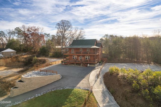 2822 Seth Road, Pigeon Forge, TN 37863