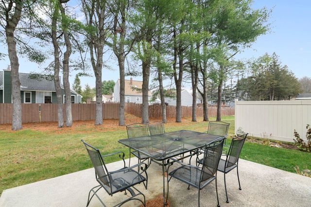 28 B Stonehouse Lane, Keene, NH 03431