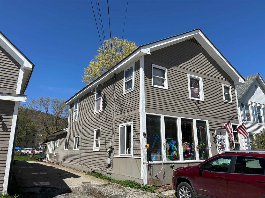 25 Proctor Street, West Rutland, VT 05777