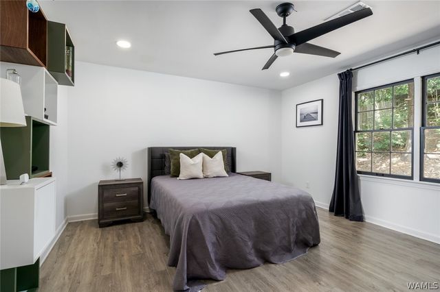 655 Woodridge, Tuscaloosa, AL 35406