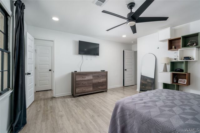 655 Woodridge, Tuscaloosa, AL 35406