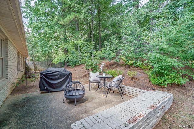 655 Woodridge, Tuscaloosa, AL 35406