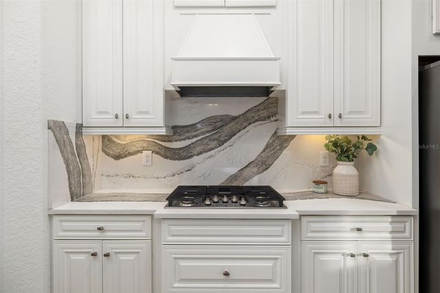 6016 NICKLAUS COVE, Bradenton, FL 34211