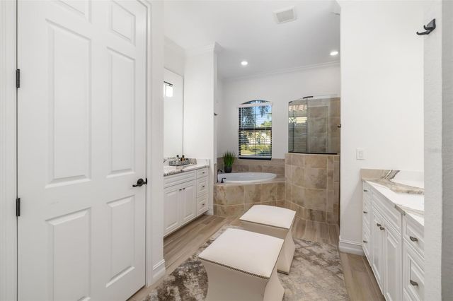 6016 NICKLAUS COVE, Bradenton, FL 34211