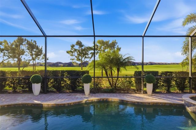 6016 NICKLAUS COVE, Bradenton, FL 34211