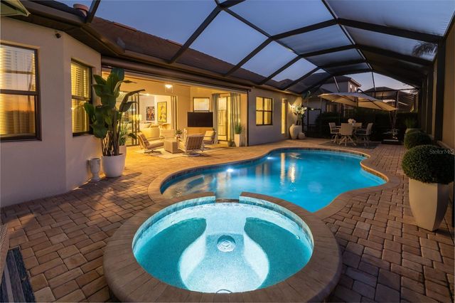 6016 NICKLAUS COVE, Bradenton, FL 34211