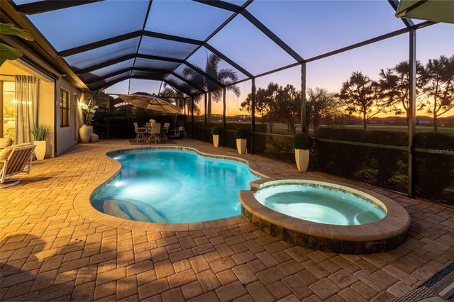 6016 NICKLAUS COVE, Bradenton, FL 34211