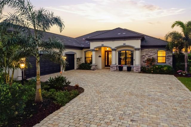 6016 NICKLAUS COVE, Bradenton, FL 34211