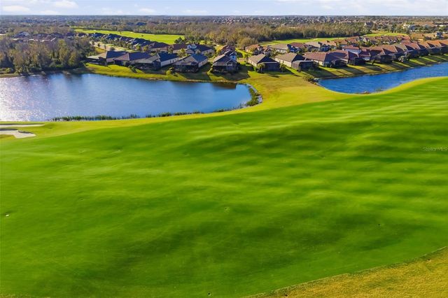 6016 NICKLAUS COVE, Bradenton, FL 34211