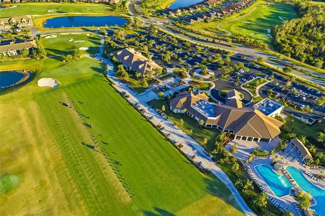 6016 NICKLAUS COVE, Bradenton, FL 34211