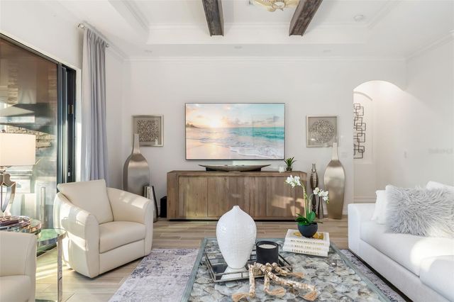 6016 NICKLAUS COVE, Bradenton, FL 34211