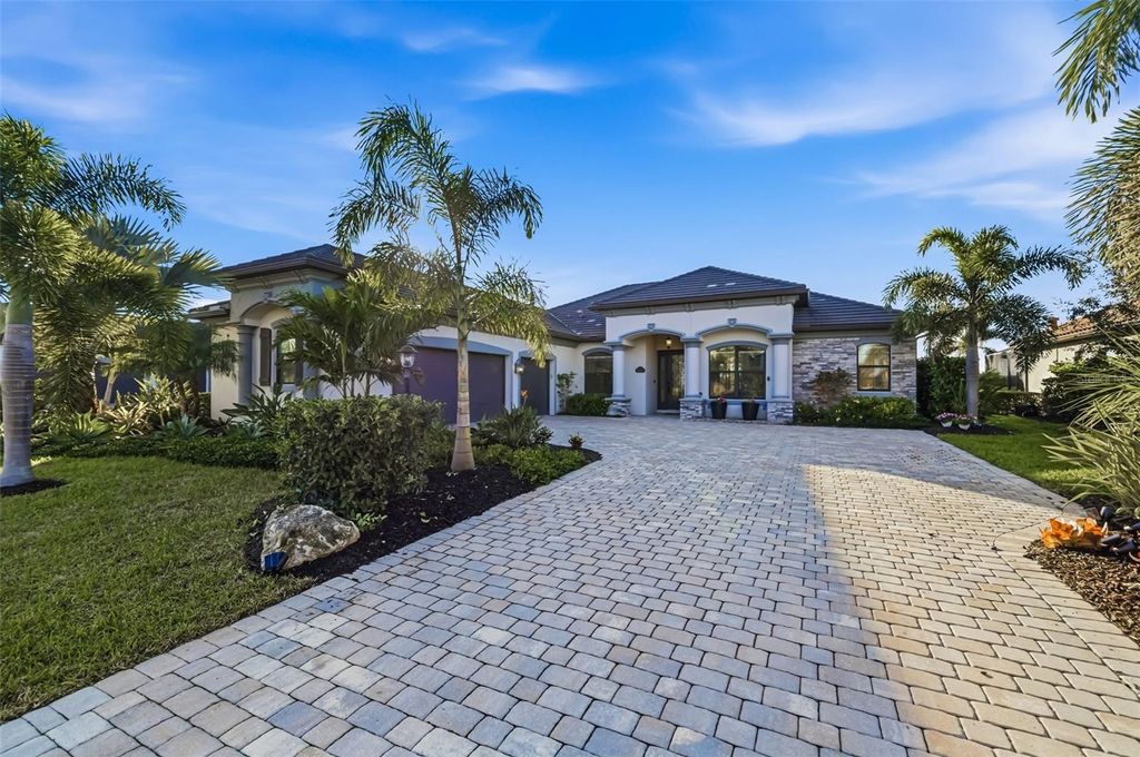 6016 NICKLAUS COVE, Bradenton, FL 34211