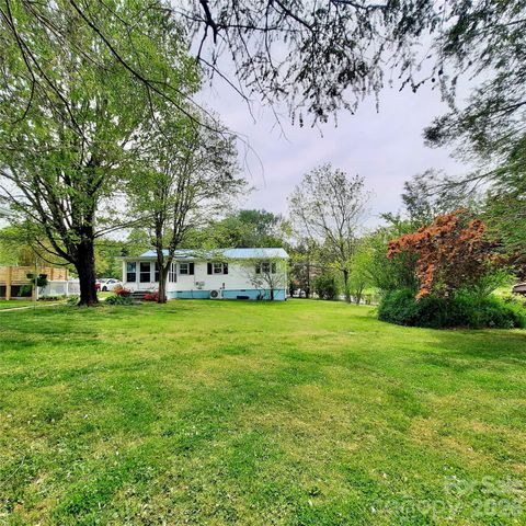 26 Calico Rock Lane, Hendersonville, NC 28792