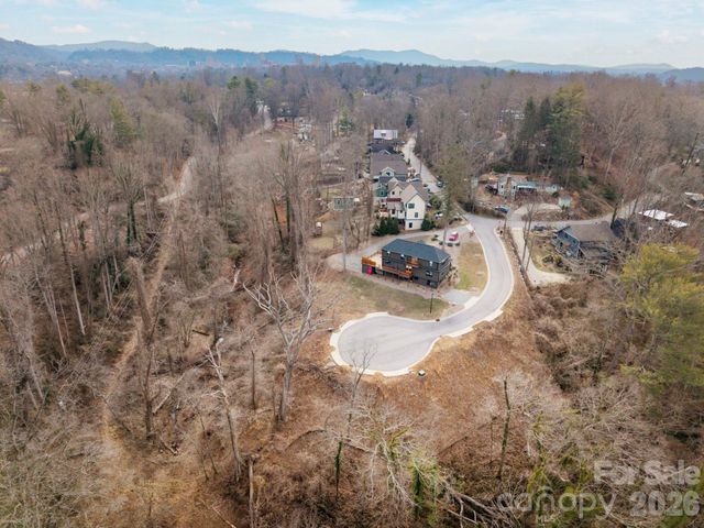 124 Beautyberry Drive 4, Asheville, NC 28801