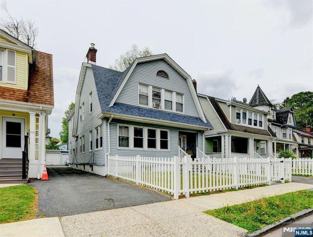 147 4th Avenue, East Orange, NJ 07017