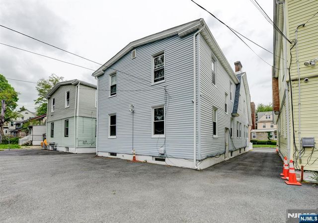 147 4th Avenue, East Orange, NJ 07017