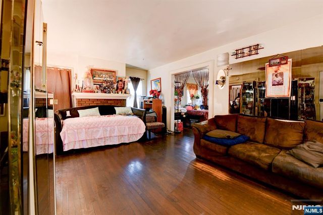 147 4th Avenue, East Orange, NJ 07017