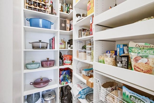 8025 Silvercrest Way, San Diego, CA 92126