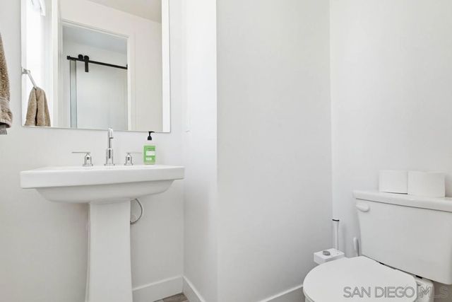 8025 Silvercrest Way, San Diego, CA 92126