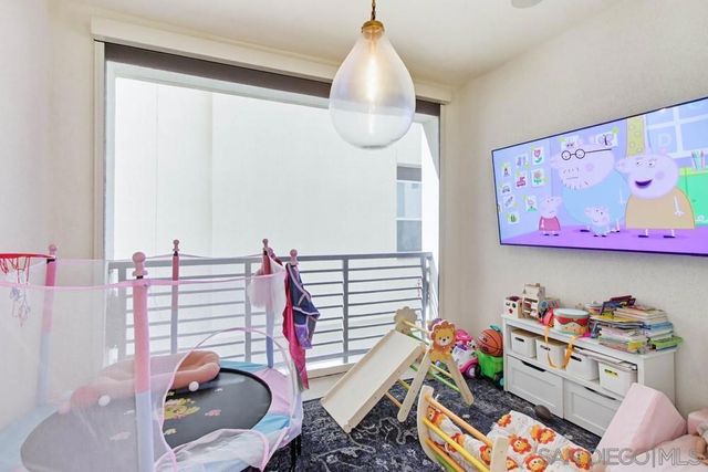 8025 Silvercrest Way, San Diego, CA 92126